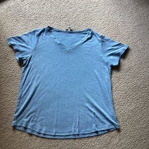 Women's Blue V-Neck Short-Sleeve T-Shirt